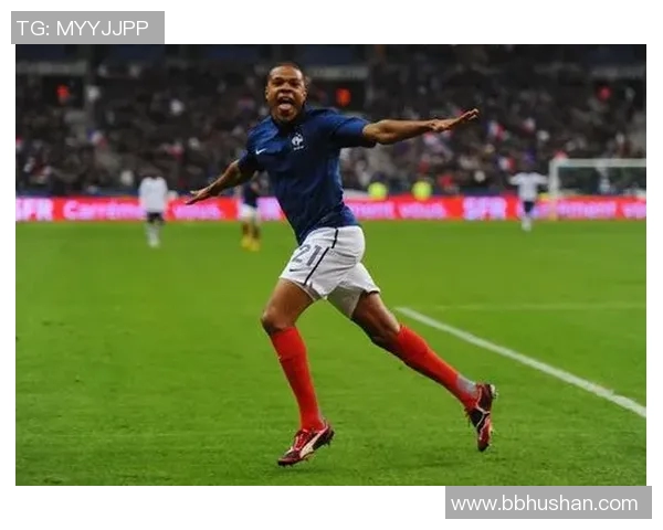 墨西哥足球明星布兰科的传奇生涯与对国家队的贡献分析 墨西哥足球明星布兰科的传奇生涯与对国家队的贡献分析