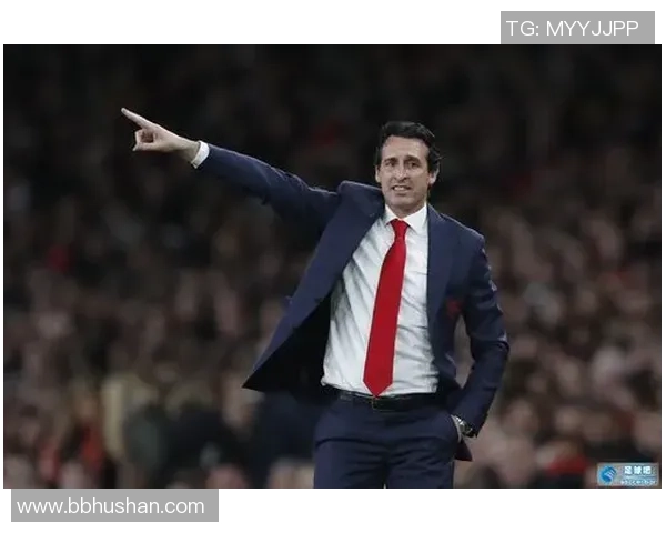 索姓足球明星的辉煌历程与成就解析 索姓足球明星的辉煌历程与成就解析