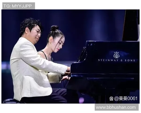 郎朗与足球明星同框合影展现音乐与体育的完美融合瞬间 郎朗与足球明星同框合影展现音乐与体育的完美融合瞬间